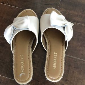 Aerosoles off white slide sandals. NWT